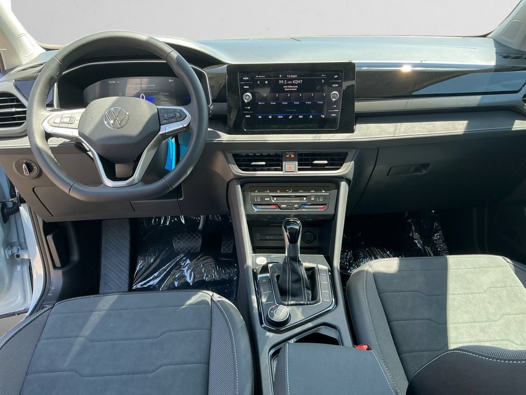 New 2026 Volkswagen Taos SE AWD/4WD image 10
