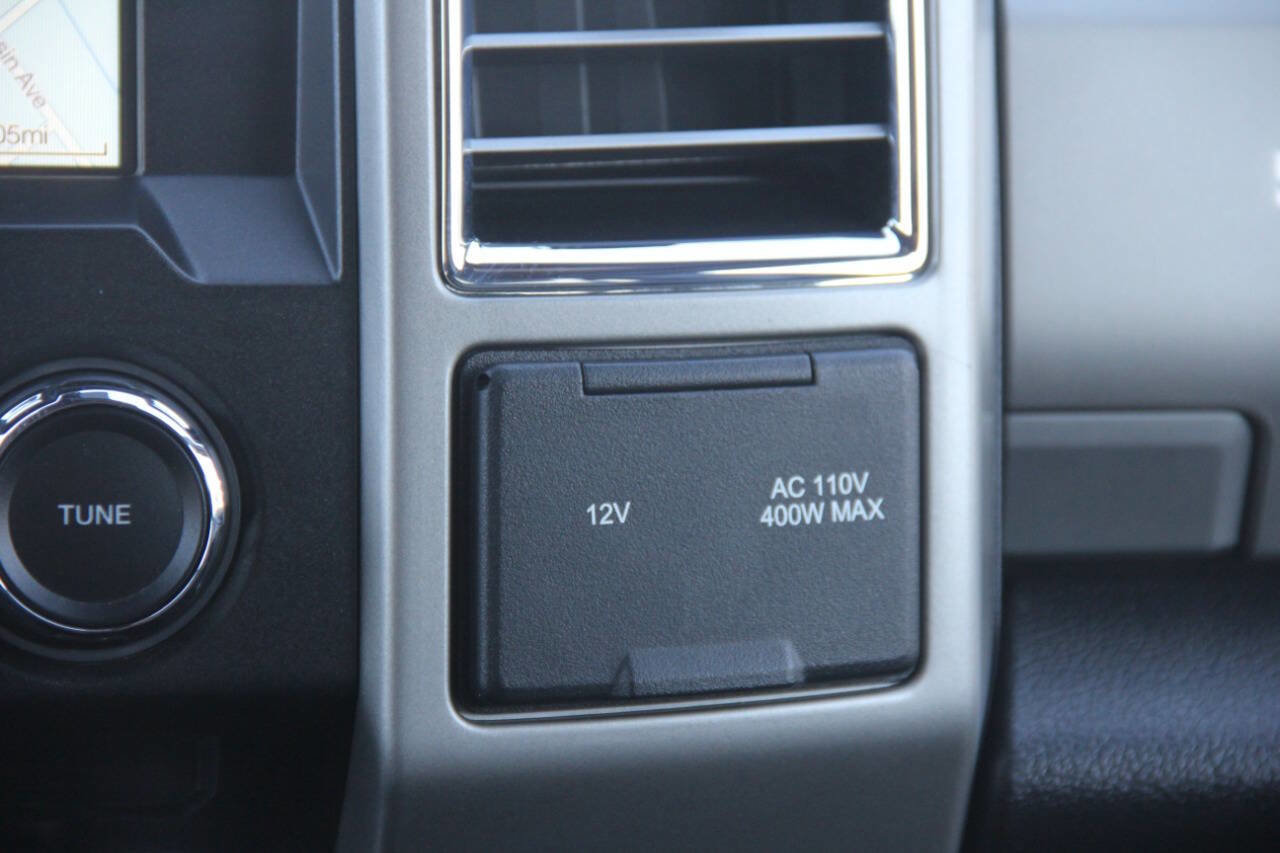 Used 2017 Ford F250 Lariat w/ Lariat Ultimate Package image 28