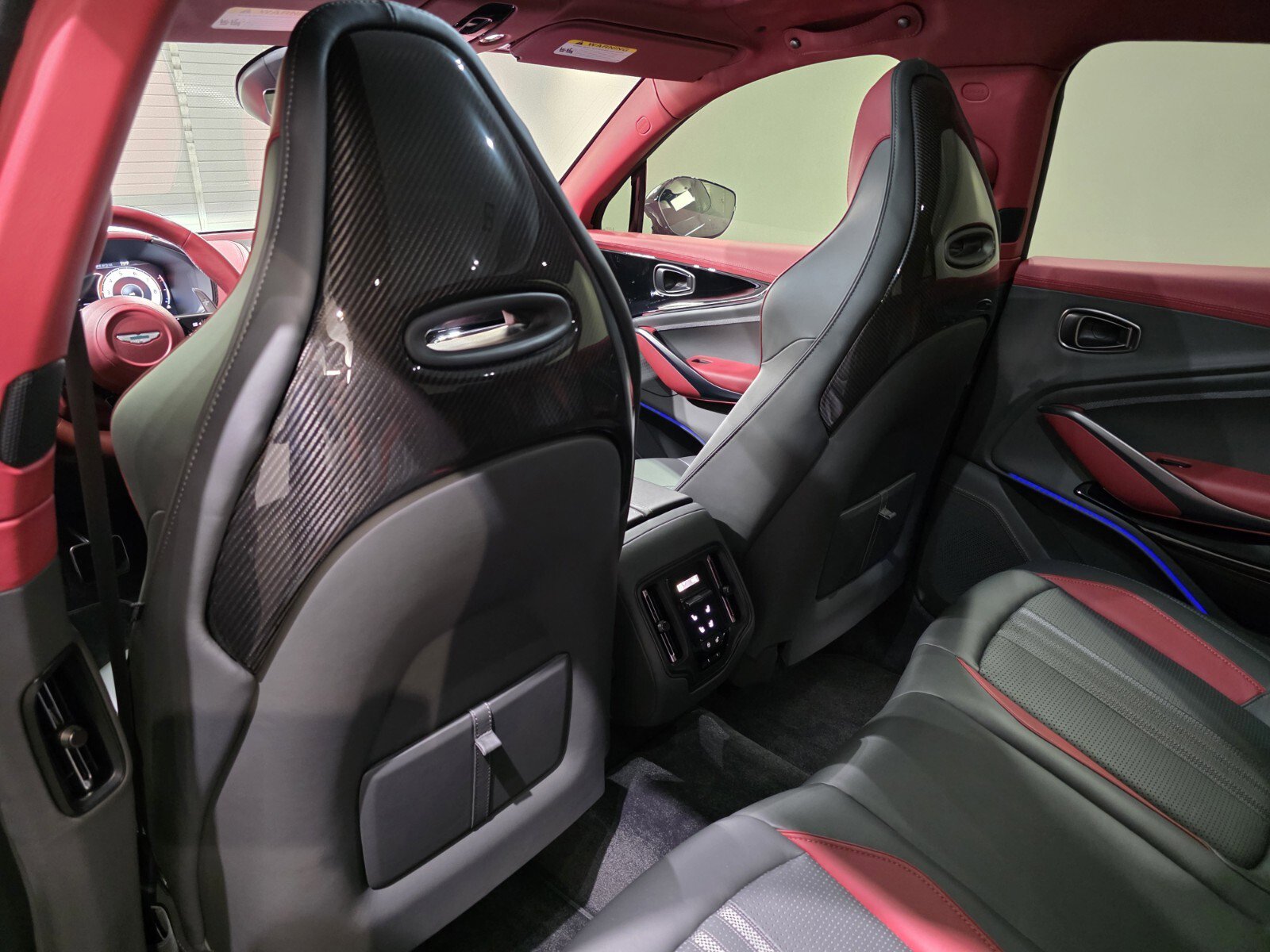 Used 2025 Aston Martin DBX 707 image 20