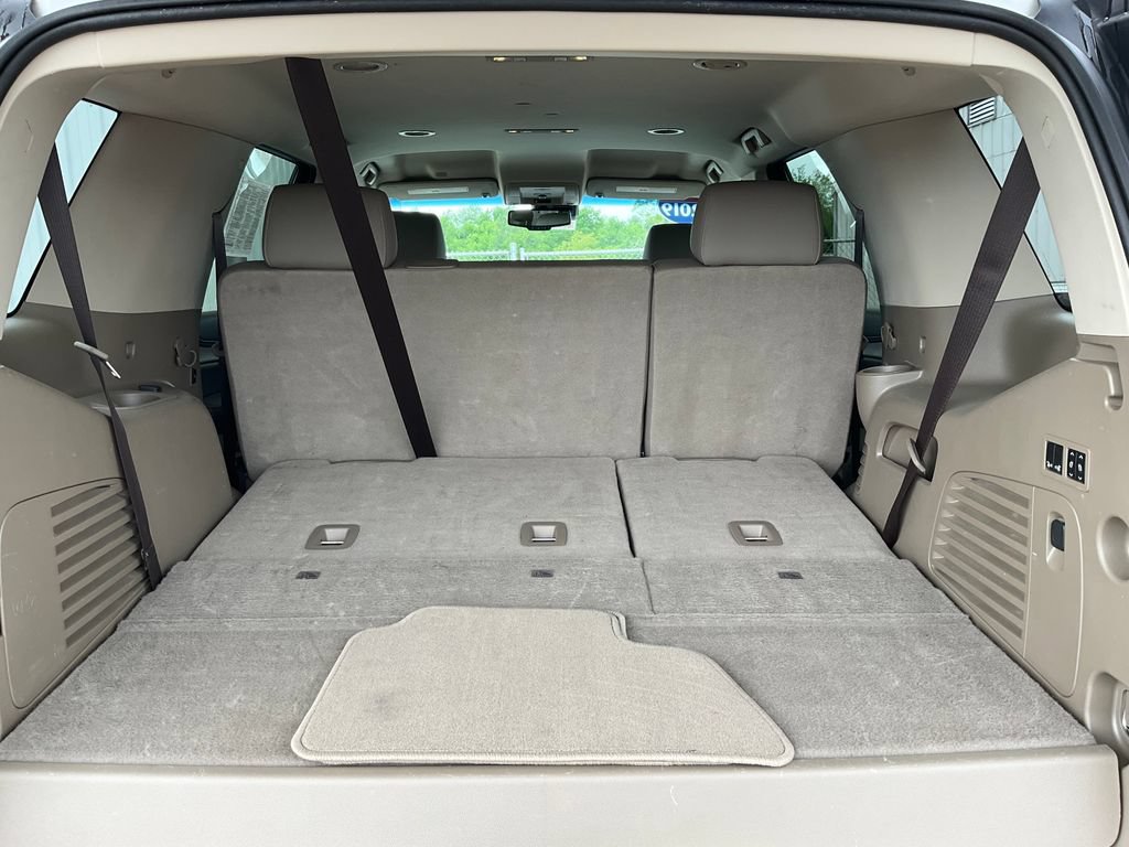 Used 2019 Chevrolet Tahoe LT w/ LT Signature Package AWD/4WD image 27
