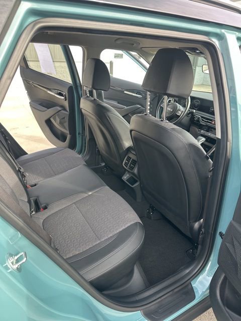 Used 2024 Kia Seltos S image 30