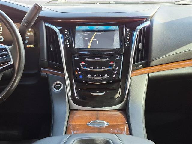 Used 2015 Cadillac Escalade Premium AWD/4WD image 14