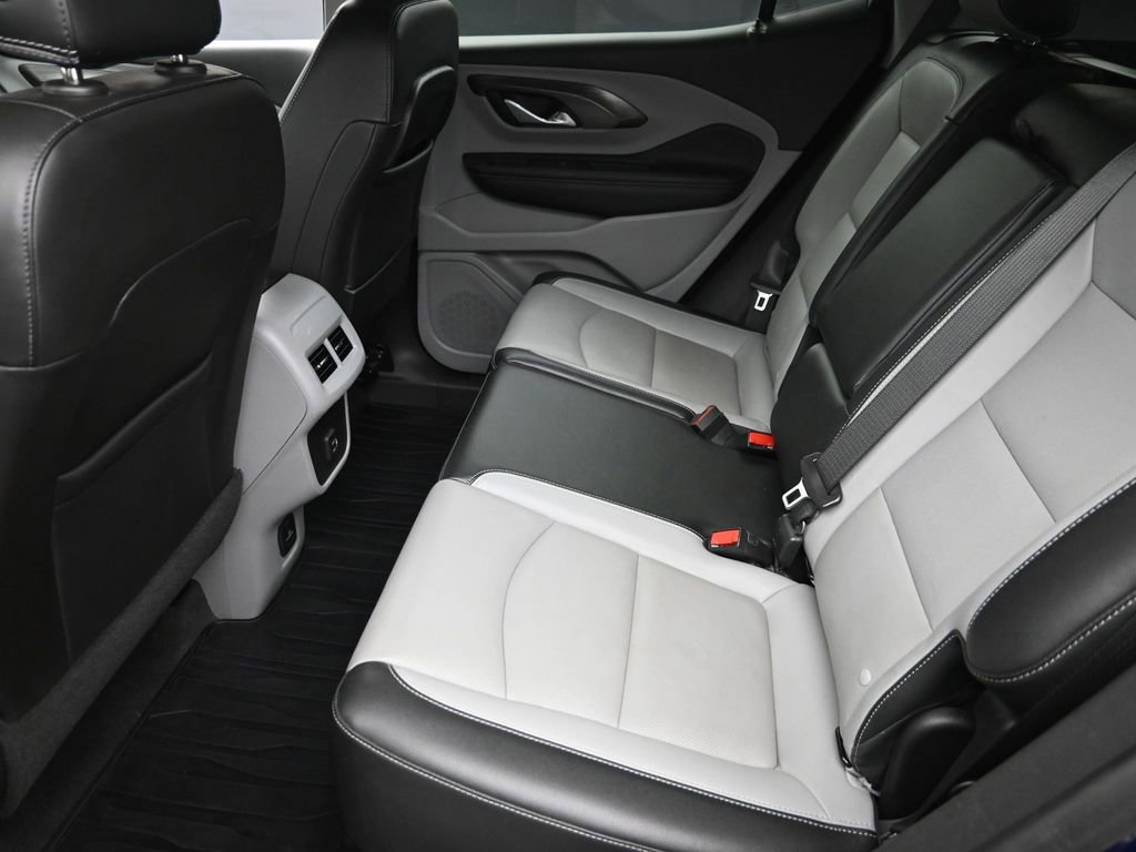 Used 2022 GMC Terrain SLT w/ Infotainment Package II image 10