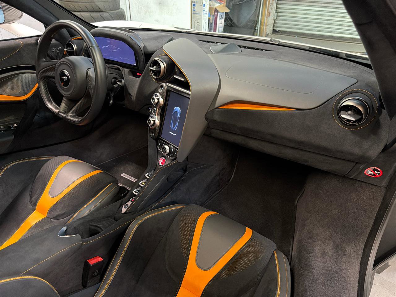 Used 2019 McLaren 720S Performance image 22