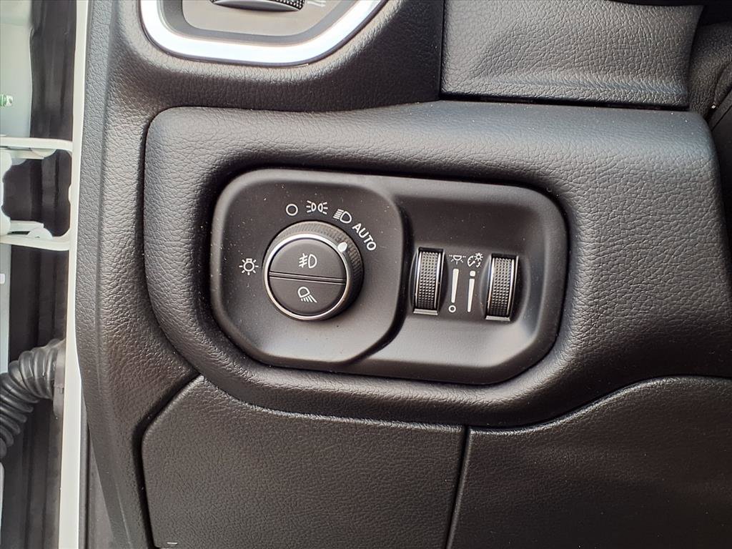 Used 2024 RAM 2500 Laramie w/ Safety Group image 21