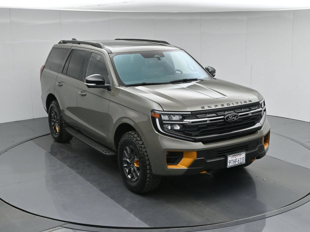 Used 2025 Ford Expedition Tremor AWD/4WD image 42