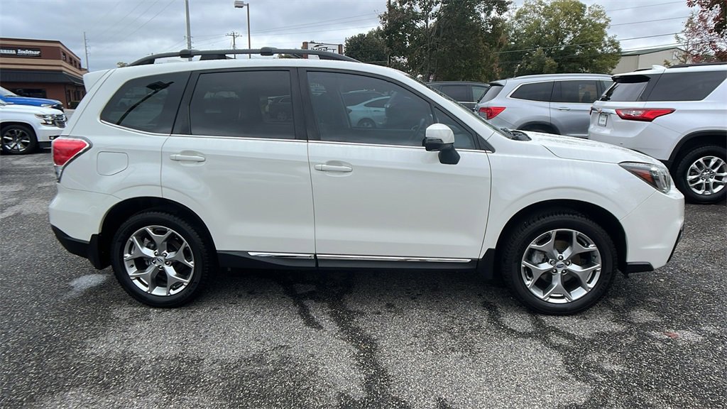 Used 2018 Subaru Forester 2.5i Touring w/ Popular Package #2 image 4