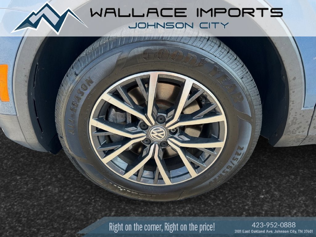Used 2020 Volkswagen Tiguan SEL FWD image 9