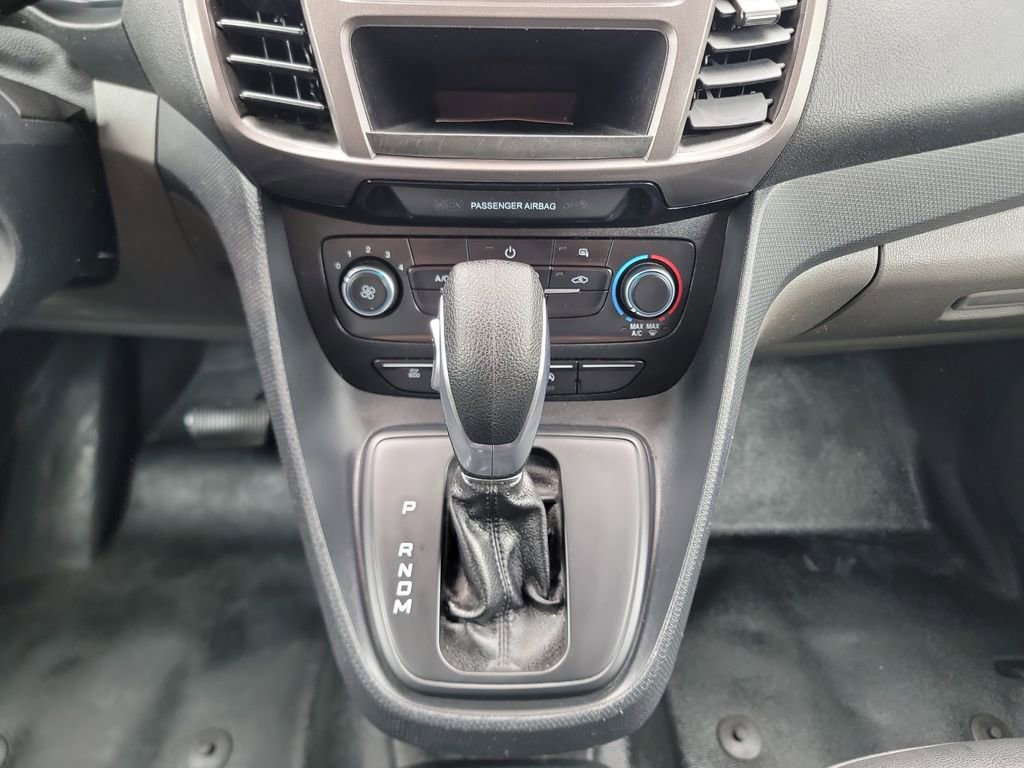 Used 2022 Ford Transit Connect XL image 11