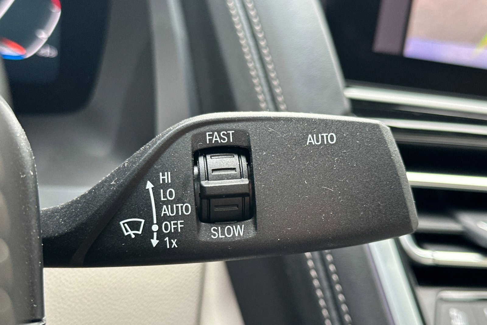 Certified 2025 BMW M850i xDrive w/ M Sport Professional Package image 33