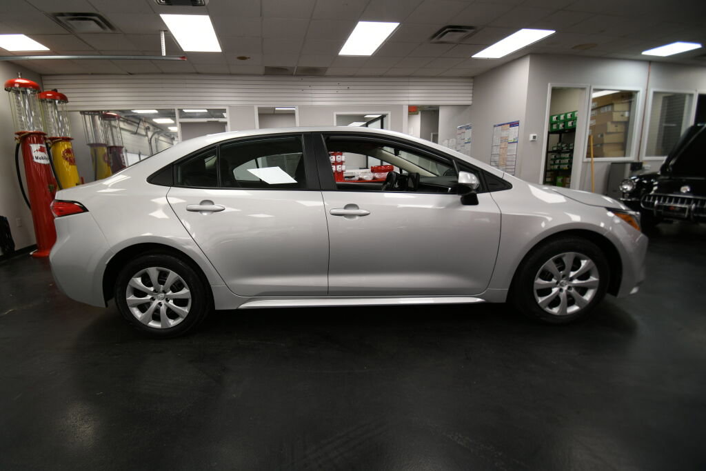 Certified 2024 Toyota Corolla LE image 8
