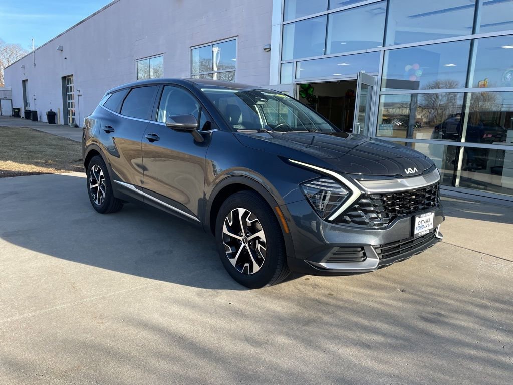 Used 2024 Kia Sportage EX FWD image 1