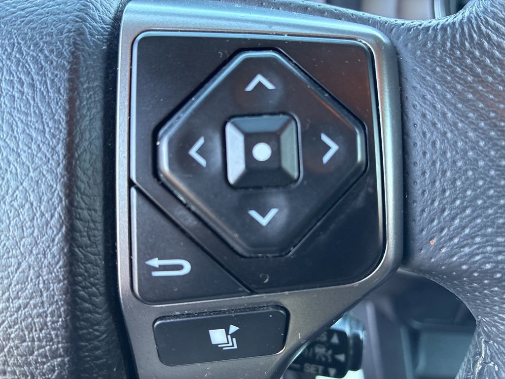 Used 2021 Toyota Tacoma SR5 image 12