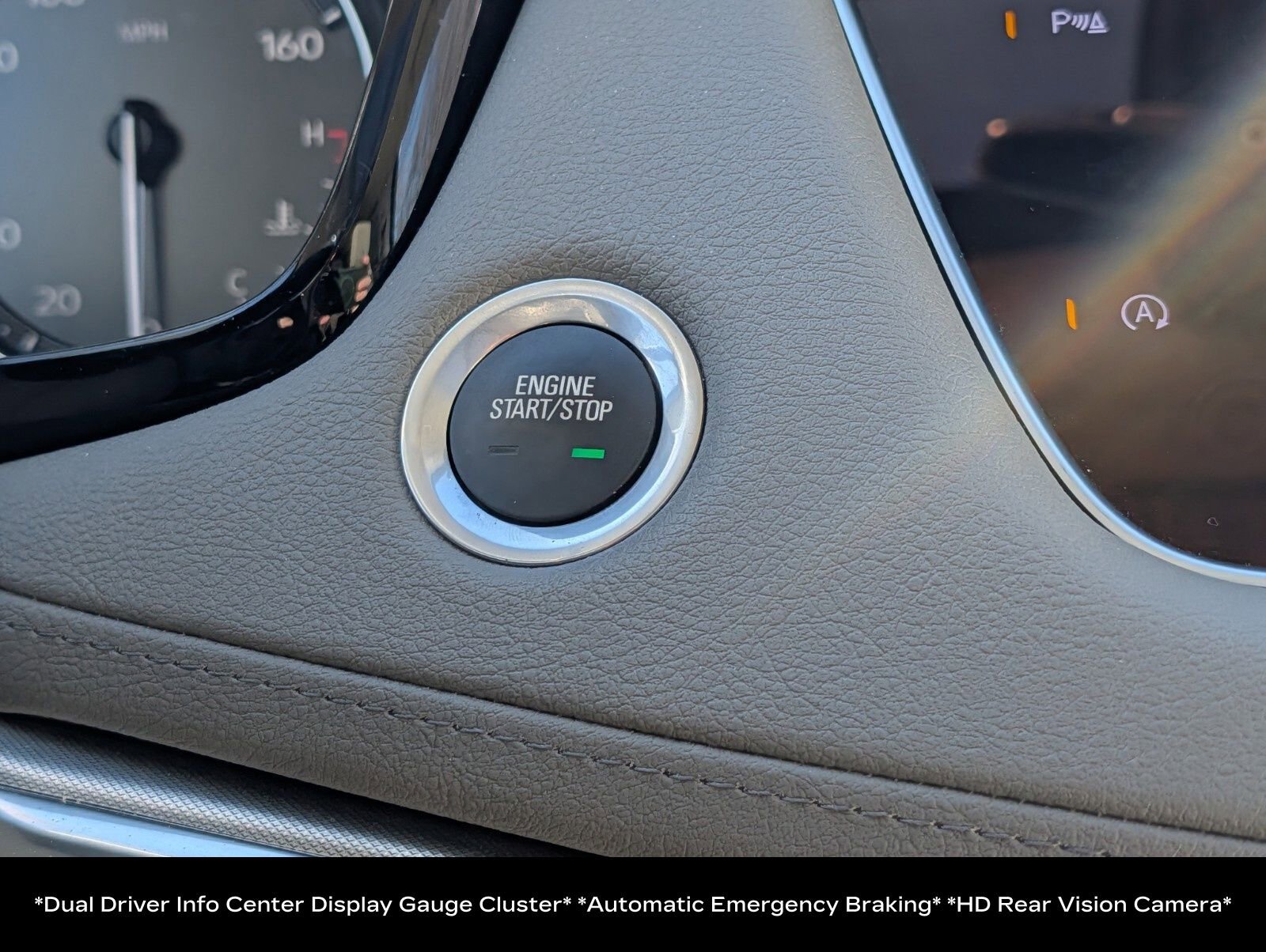 Used 2021 Cadillac XT5 Premium Luxury image 12