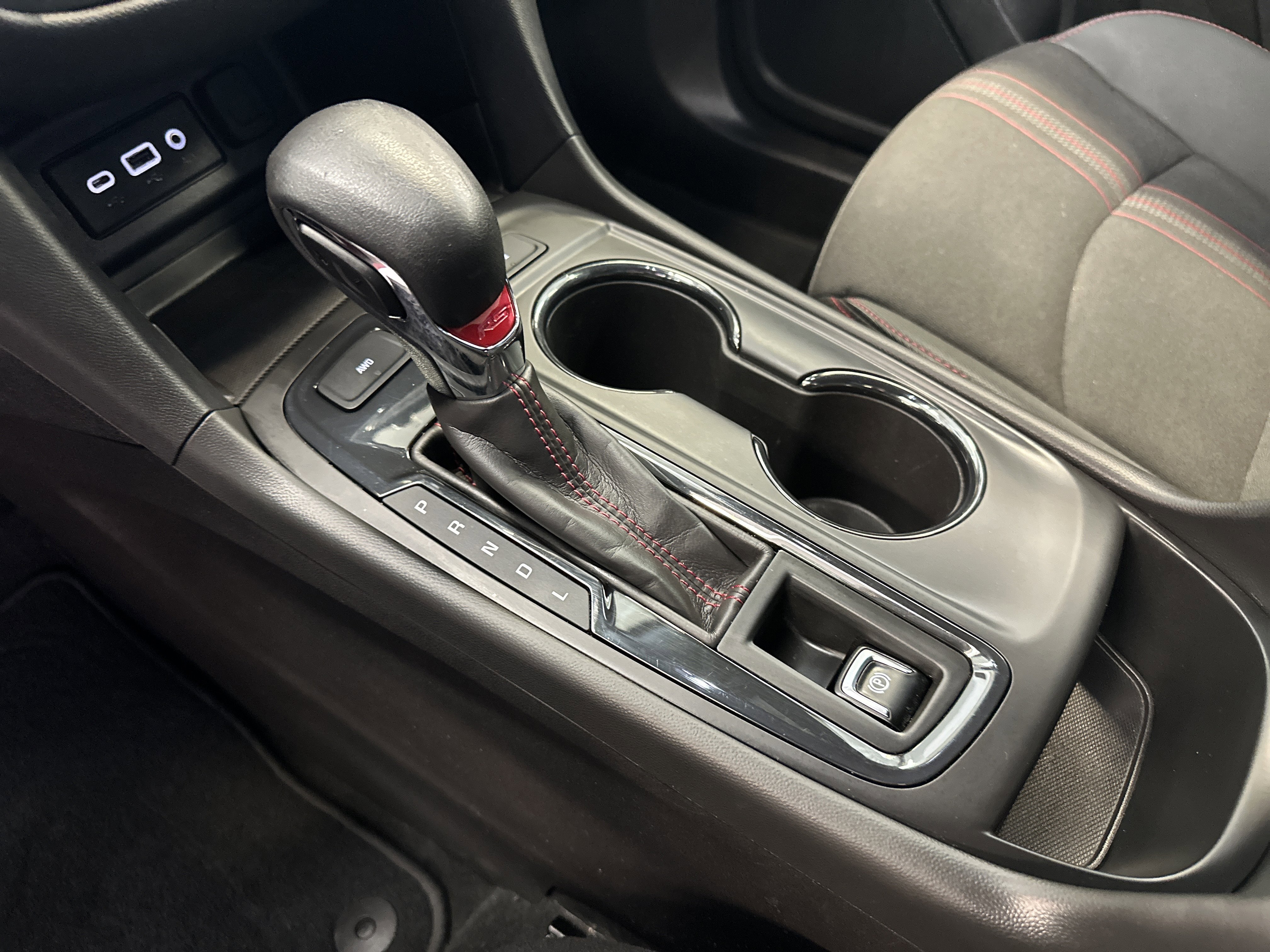 Used 2023 Chevrolet Equinox RS image 30