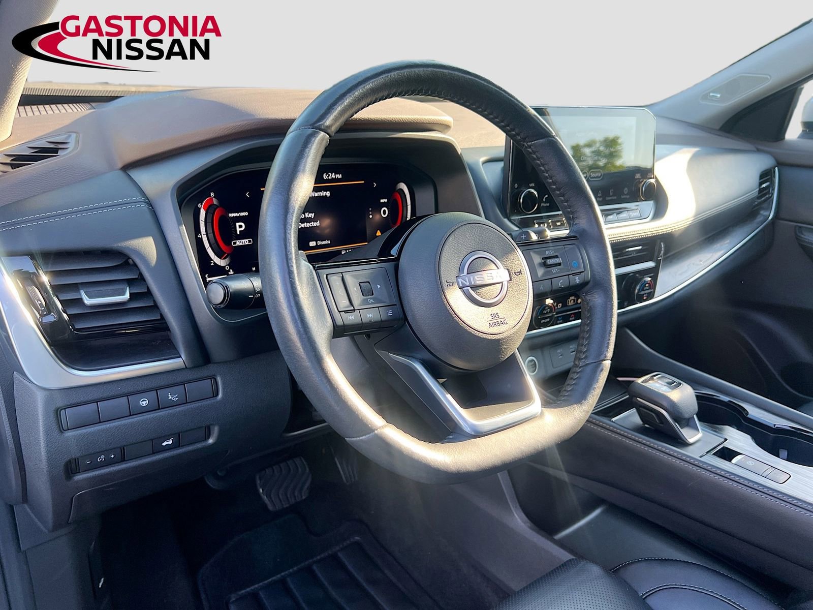 Used 2023 Nissan Rogue Platinum w/ Platinum Premium Package AWD/4WD image 11