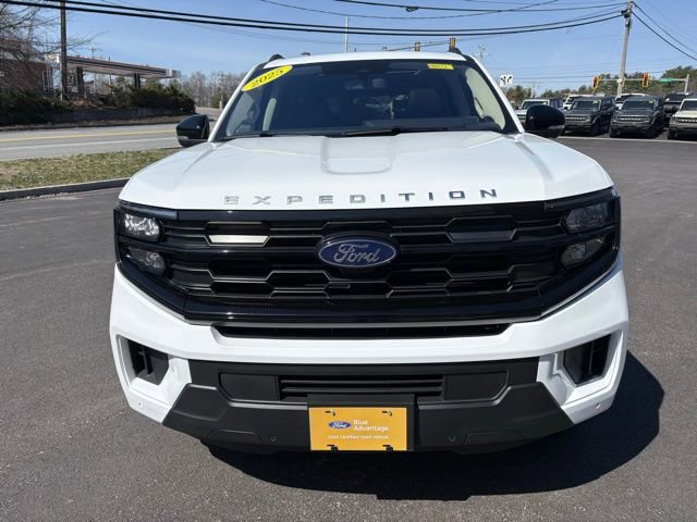 Used 2025 Ford Expedition Active image 8