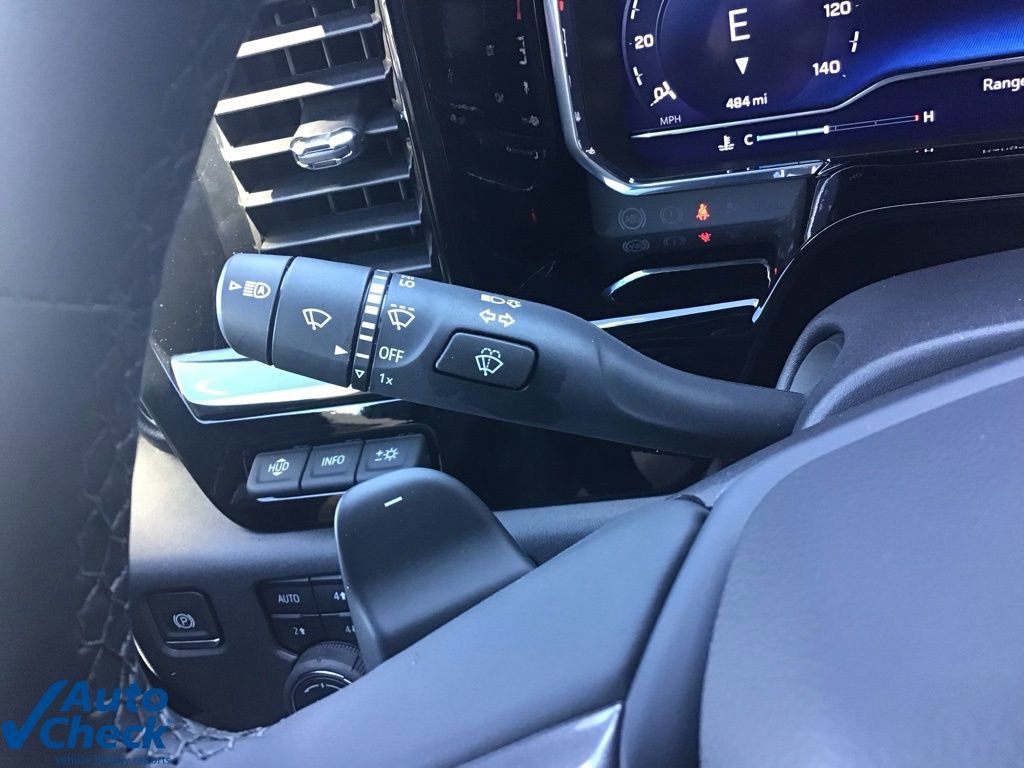 Used 2025 Chevrolet Silverado 1500 ZR2 w/ Technology Package image 46