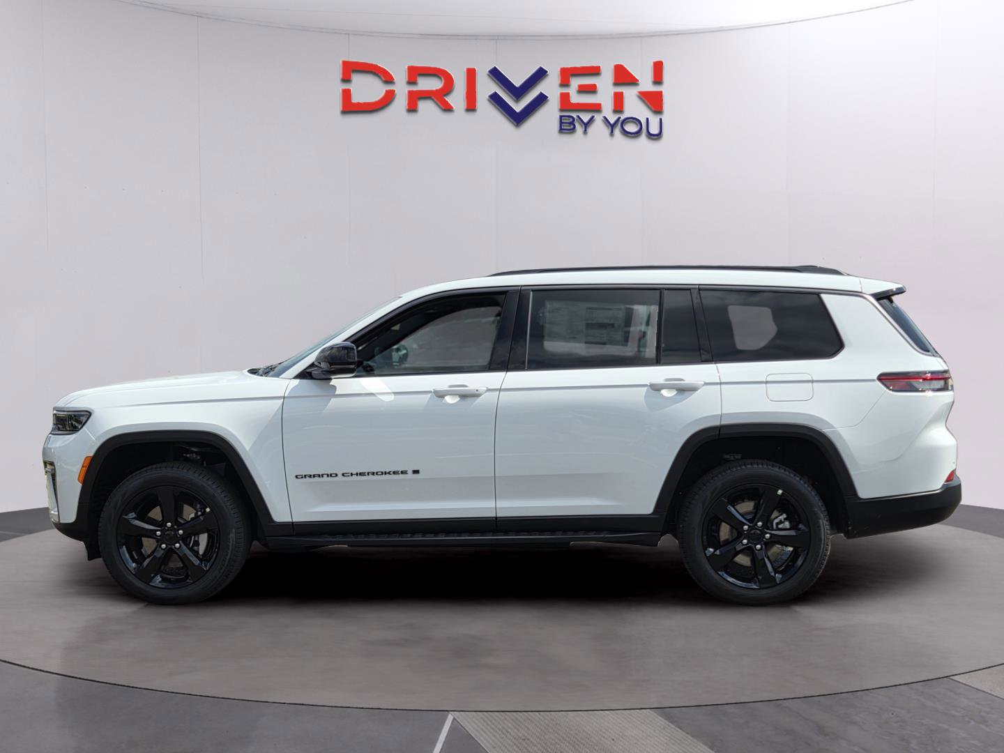 New 2026 Jeep Grand Cherokee L Limited image 2