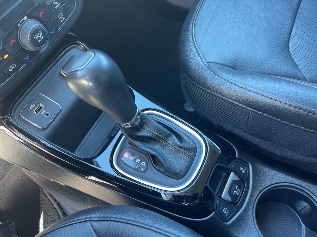 Used 2020 Jeep Compass Limited image 19