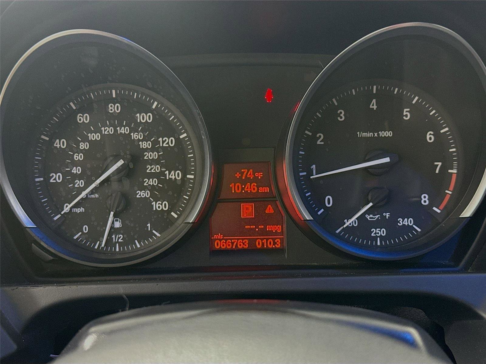 Used 2011 BMW Z4 sDrive30i image 4