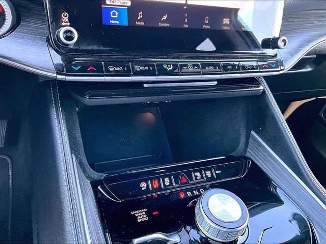 Used 2024 Jeep Wagoneer L Series II w/ Flexible Seating Group image 27