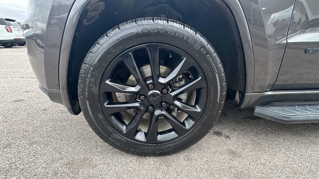 Used 2020 Jeep Grand Cherokee Altitude image 9