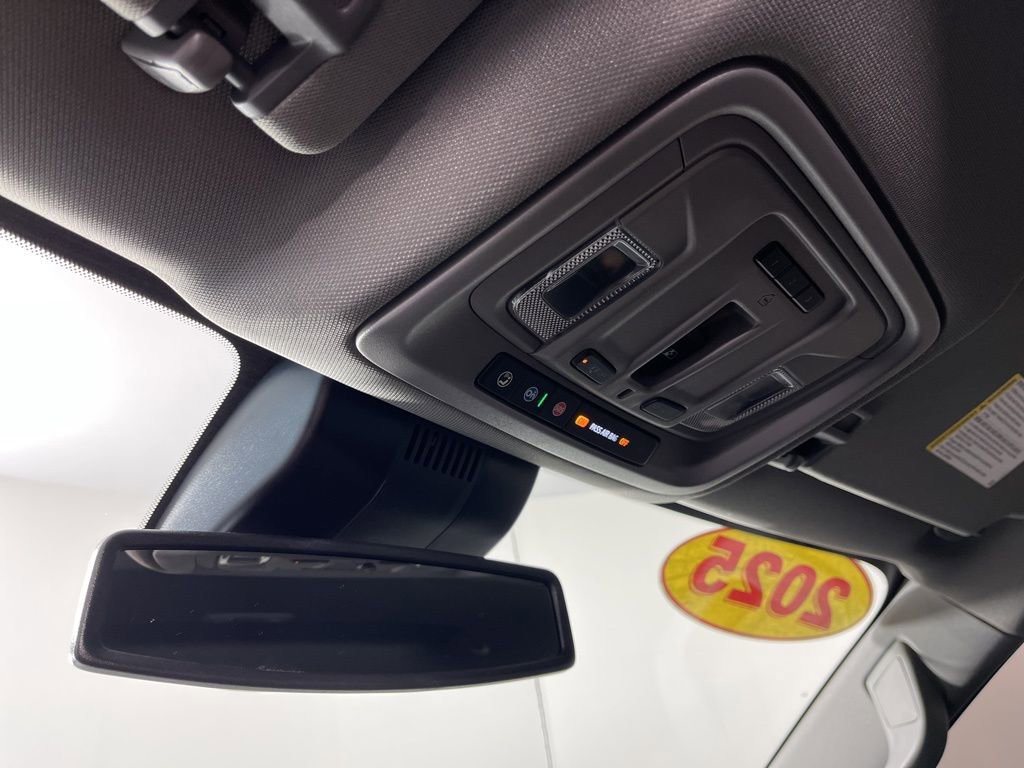 Certified 2025 GMC Sierra 1500 Denali image 25