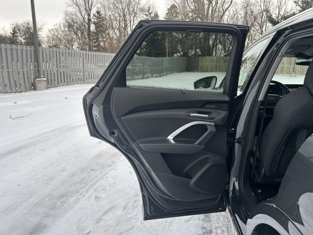 Certified 2025 Audi Q5 Premium Plus w/ Premium Plus image 24