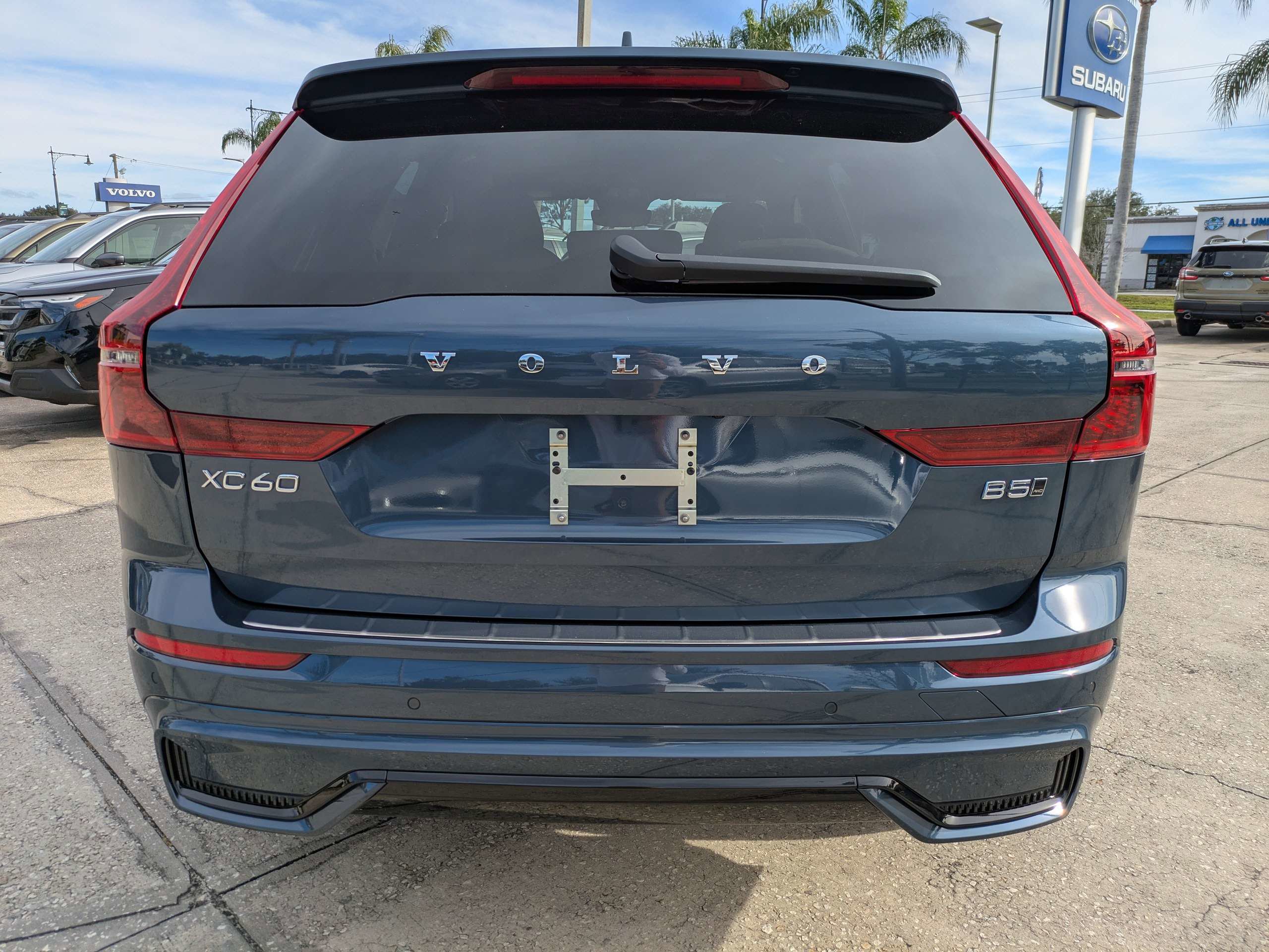 New 2026 Volvo XC60 B5 Plus w/ Protection Package Premier image 5