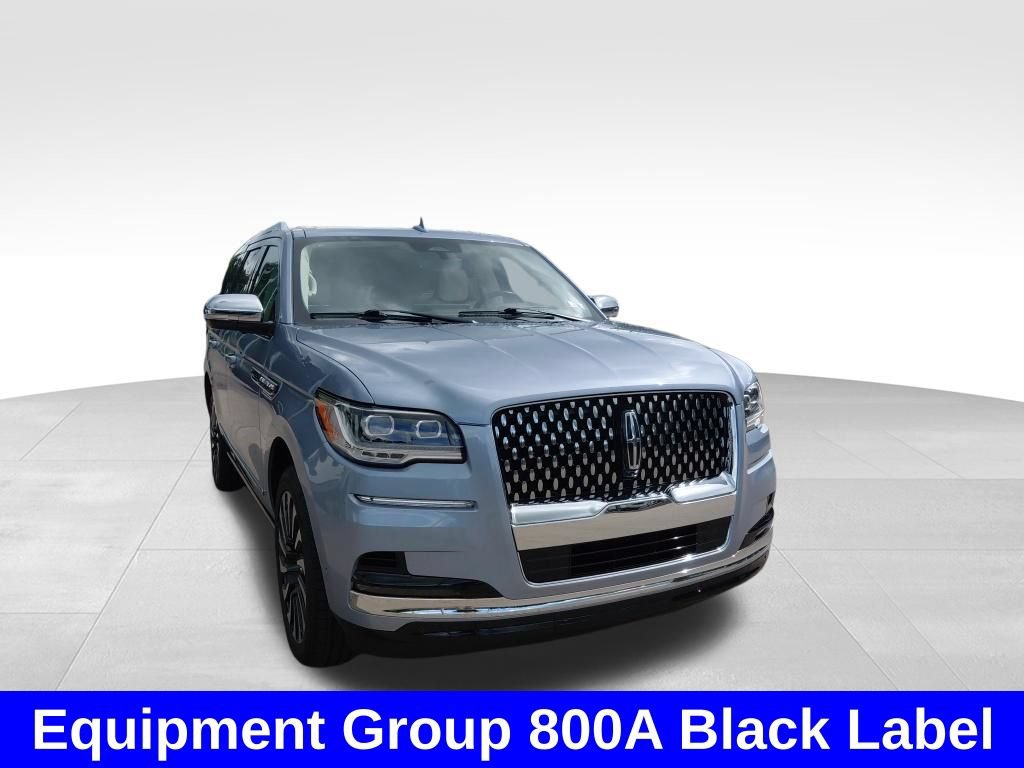Used 2024 Lincoln Navigator Black Label AWD/4WD image 4