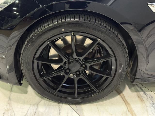 Used 2018 Tesla Model S 75D AWD/4WD image 36