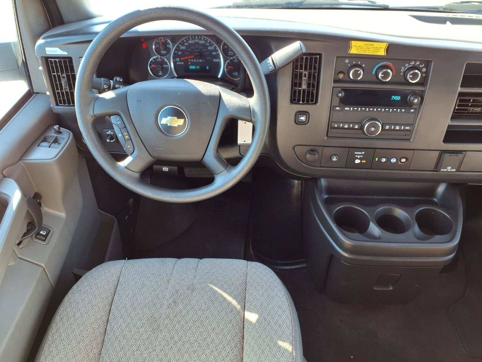 Used 2025 Chevrolet Express 3500 LS RWD image 2