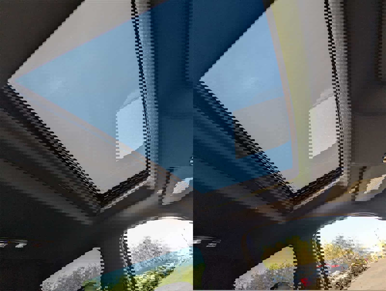 Used 2021 GMC Sierra 1500 AT4 w/ AT4 Premium Package image 10