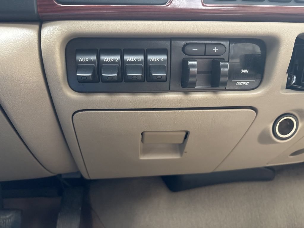 Used 2006 Ford F350 Lariat AWD/4WD image 25