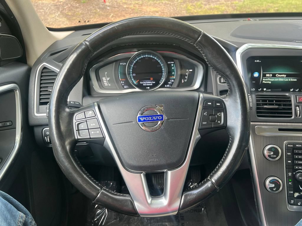 Used 2016 Volvo XC60 T6 Platinum w/ Climate Package AWD/4WD image 25