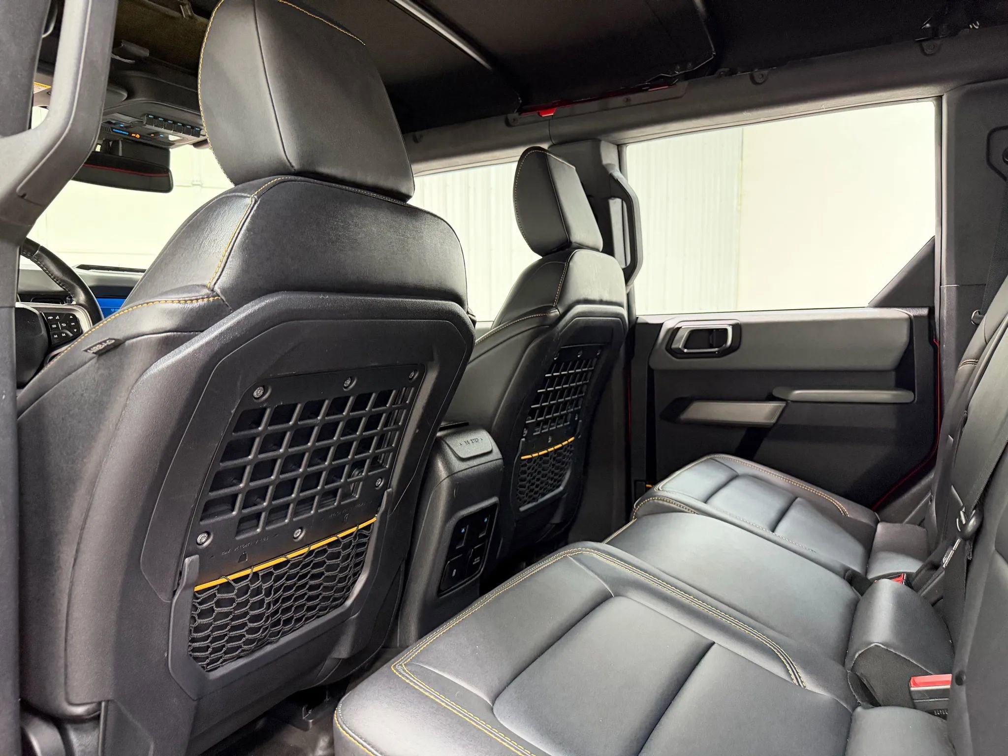 Used 2022 Ford Bronco Badlands image 15