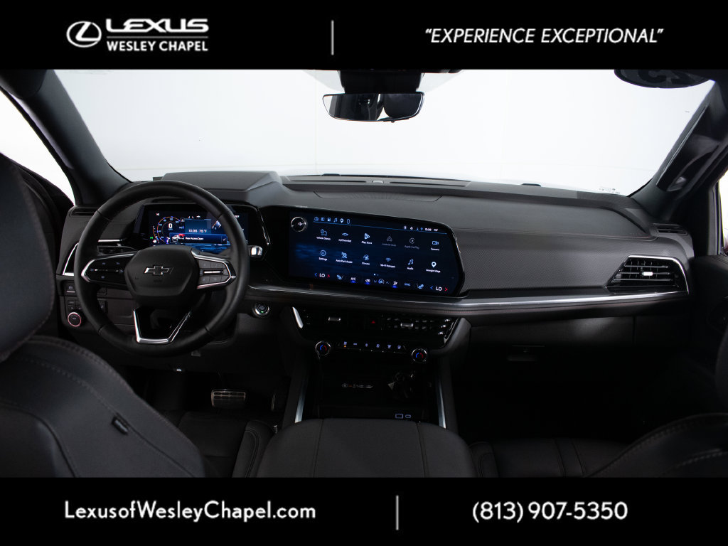 Used 2025 Chevrolet Tahoe RST w/ RST Performance Edition AWD/4WD image 16