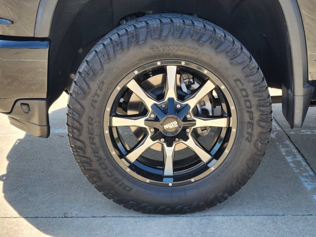Used 2022 Chevrolet Silverado 3500 LTZ w/ LTZ Plus Package AWD/4WD image 10