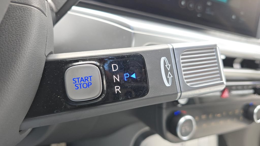 Used 2026 Hyundai Ioniq 9 Calligraphy AWD/4WD image 38