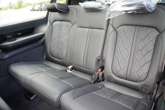 New 2026 Jeep Grand Wagoneer L Summit AWD/4WD image 12