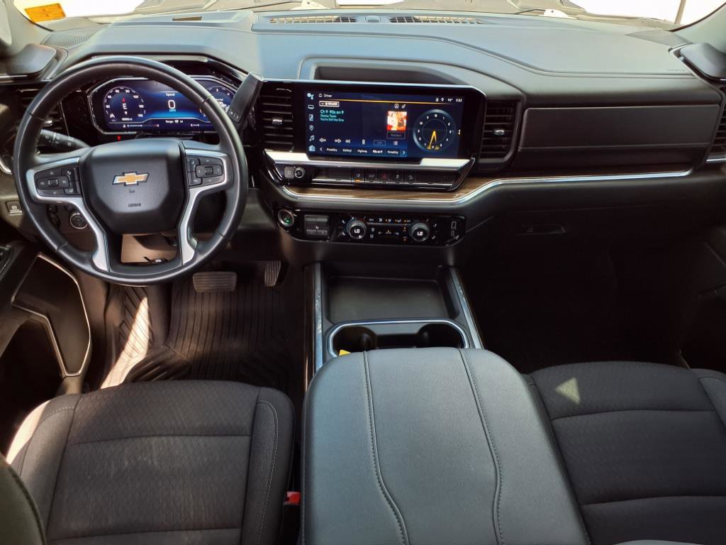 Used 2024 Chevrolet Silverado 2500 LT image 11