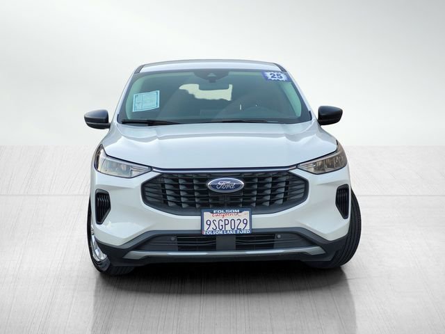 Used 2025 Ford Escape Active FWD image 2