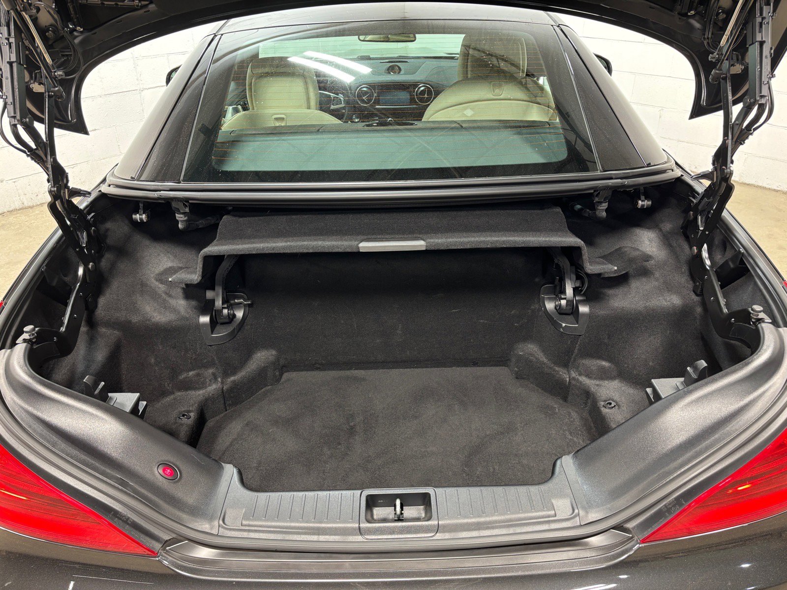 Used 2020 Mercedes-Benz SL 450 image 30