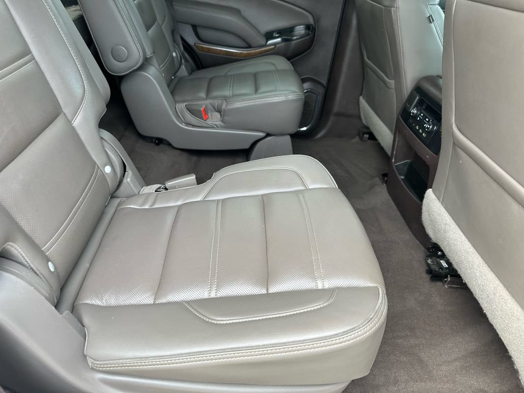 Used 2019 GMC Yukon Denali w/ Denali Ultimate Package AWD/4WD image 18