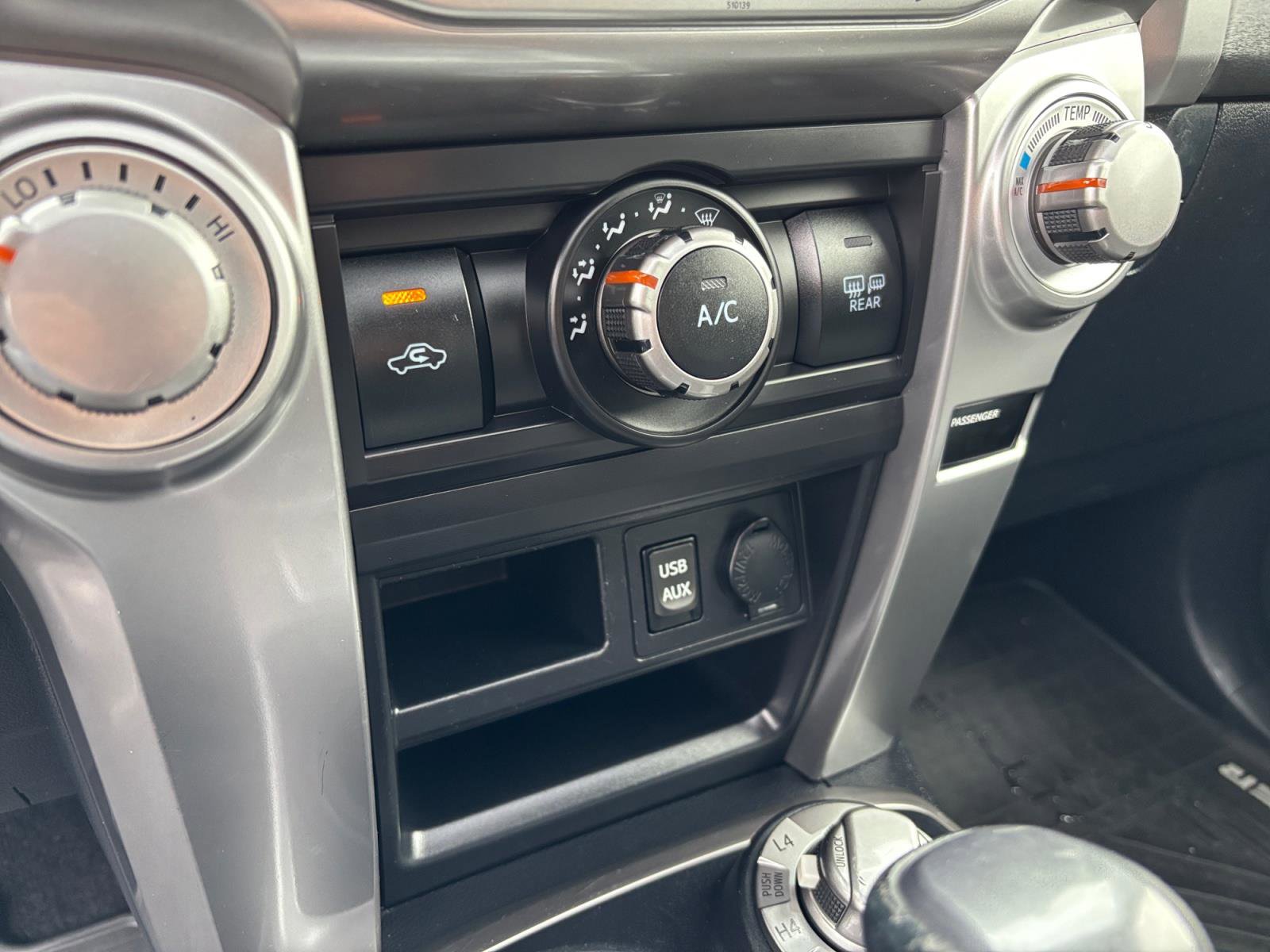 Used 2016 Toyota 4Runner SR5 Premium AWD/4WD image 29