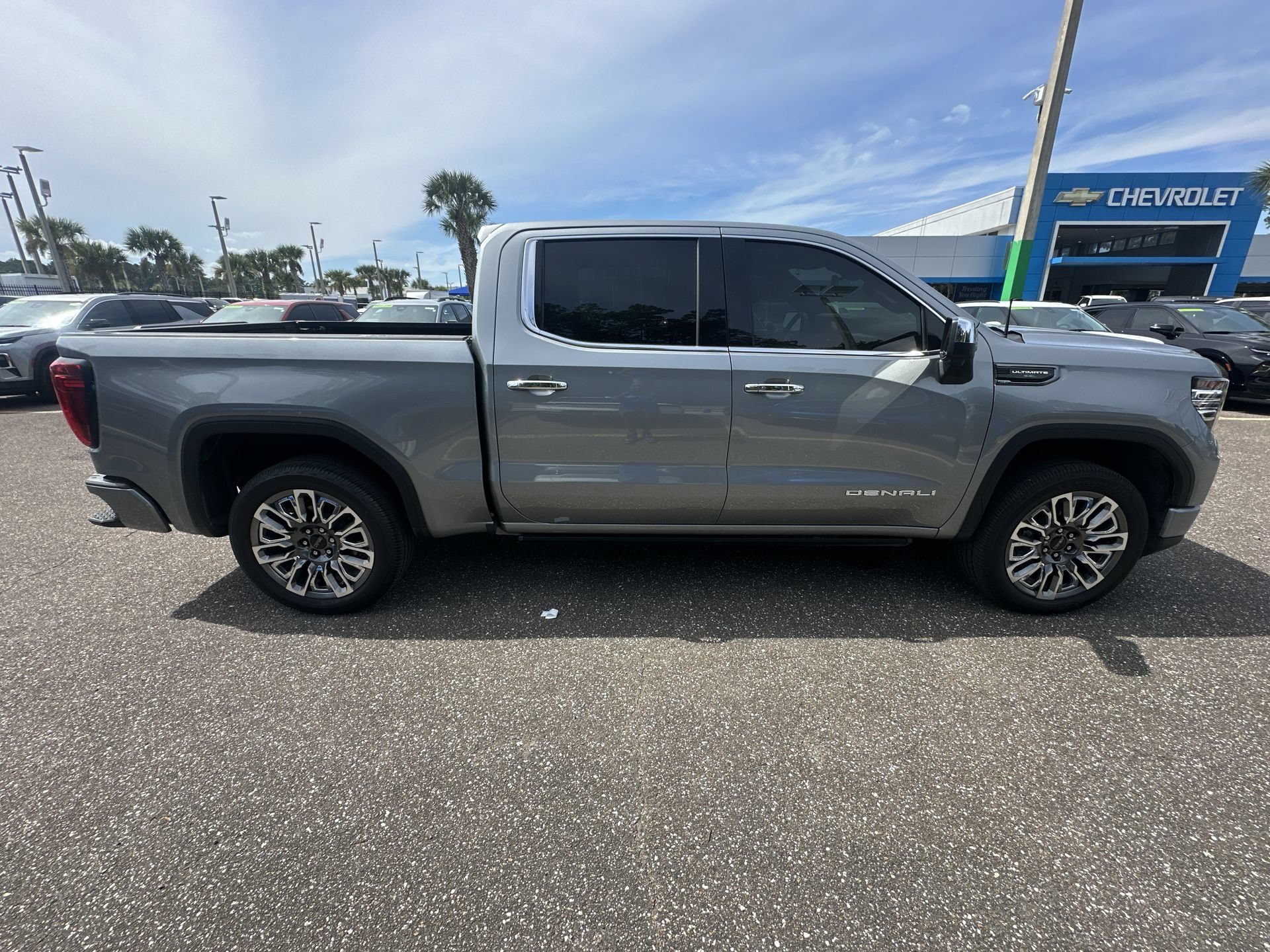 Used 2024 GMC Sierra 1500 Denali Ultimate AWD/4WD image 17