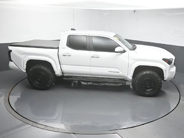 Used 2024 Toyota Tacoma SR5 w/ SR5 Upgrade Package RWD image 51