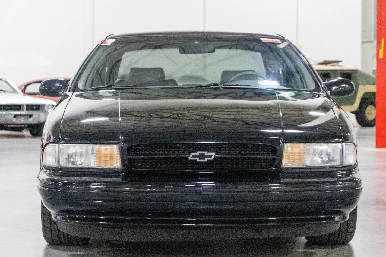 Used 1995 Chevrolet Impala SS RWD image 10