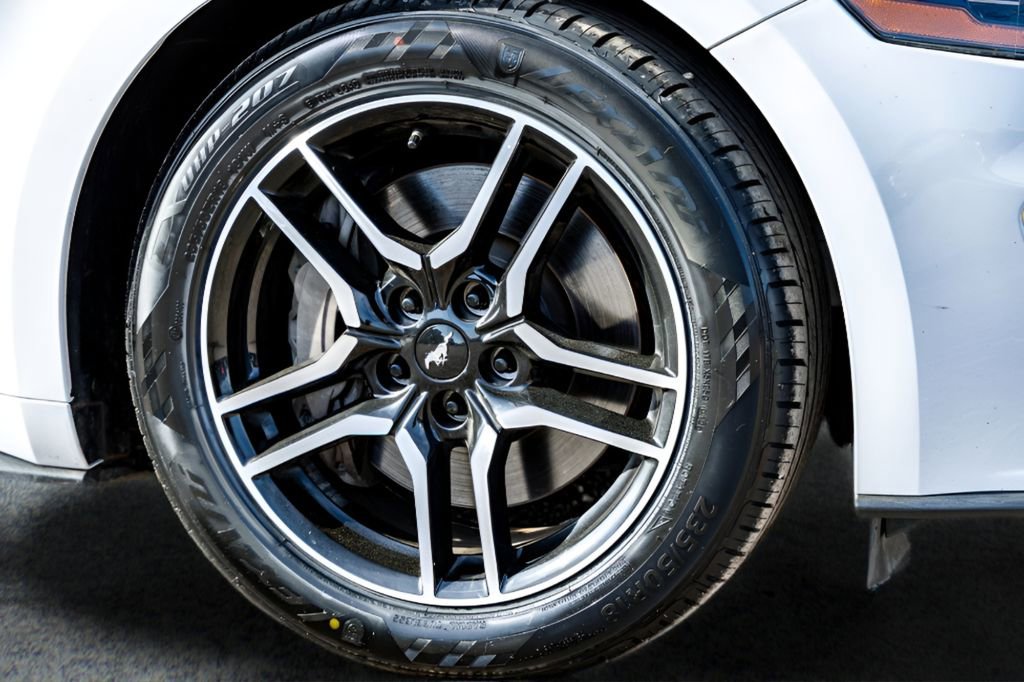 Used 2020 Ford Mustang GT Premium RWD image 10